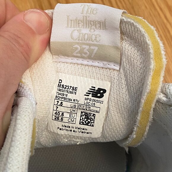 Original owner: New Balance Men's 237 V1 Sneaker, Sea Salt/White, 7.5 - Picture 2 of 8